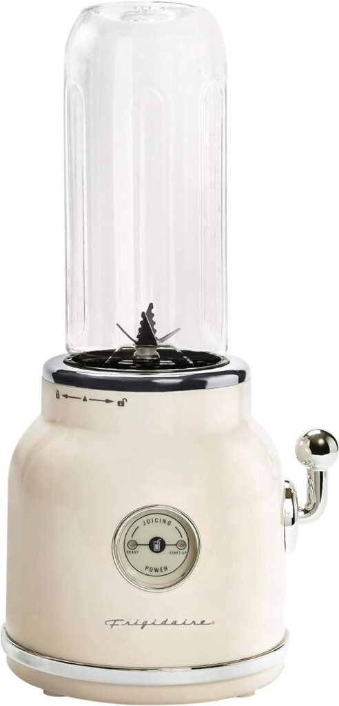 FRIGIDAIRE ESMM100-CREAM Retro Smoothie Maker Blender with Mason Jar, Perfect for Shakes and Smoothies, 300-Watt, Cream